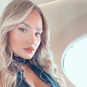 Meet your Posher, Rosa